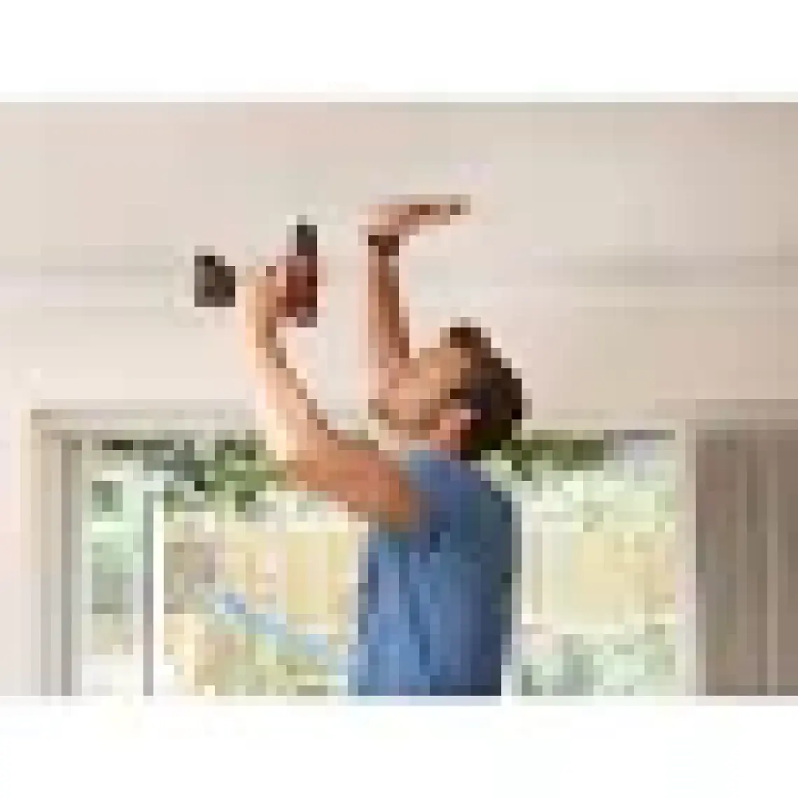 Black & Decker BDCDD12BAFC-QW 10.8V 1.5Ah Li-Ion Şarjlı Matkap Vidalama,Taşıma Çantası,100 Parça Aks. Seti