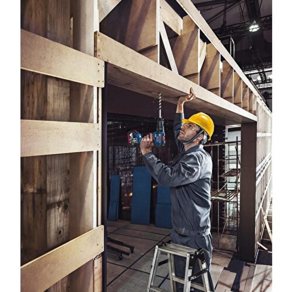 Bosch GSB 18V-50 2x2 Ah Akülü Darbeli Vidalama Makinesi