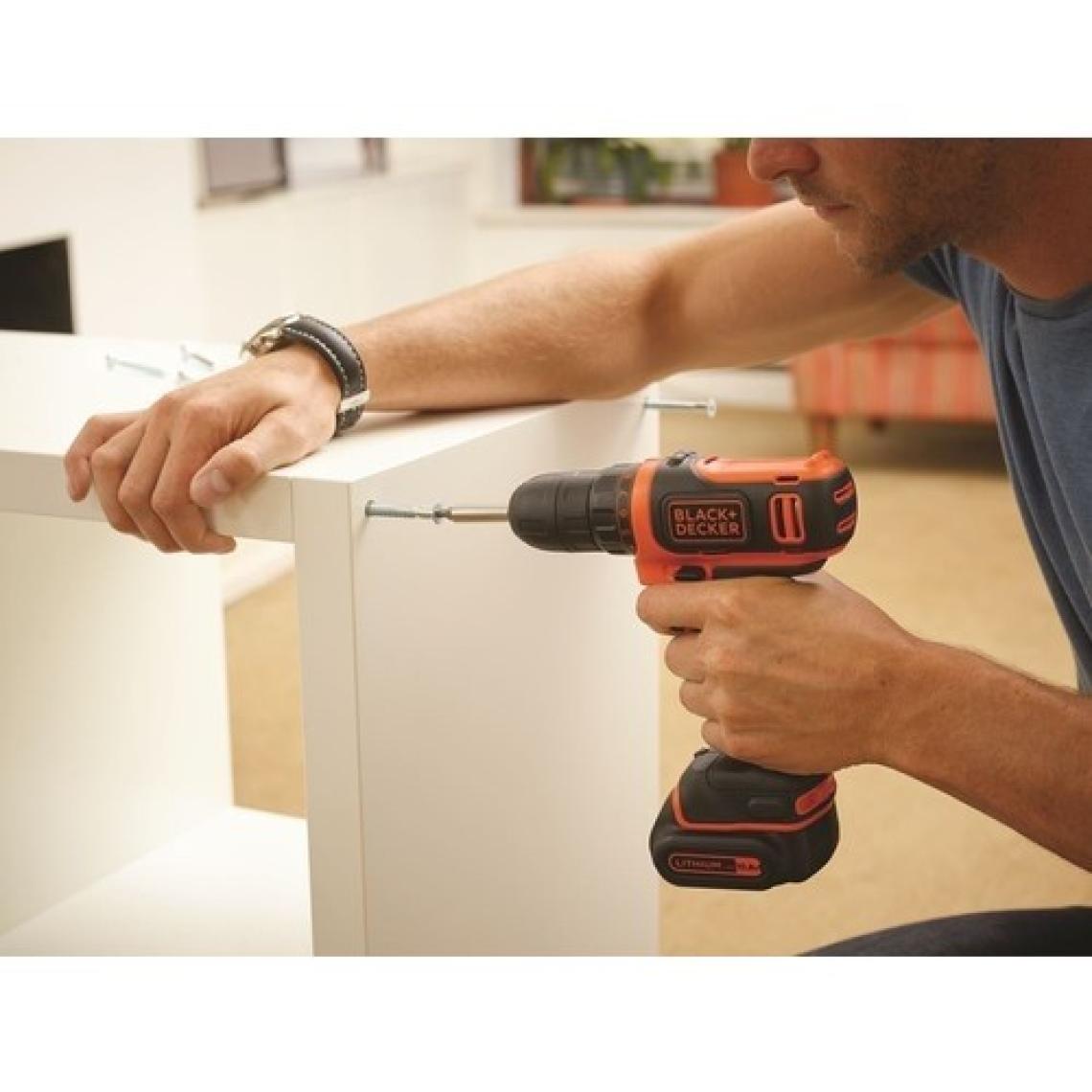 Black+Decker BDCDD12KB Çift Akülü Vidalama Makinesi