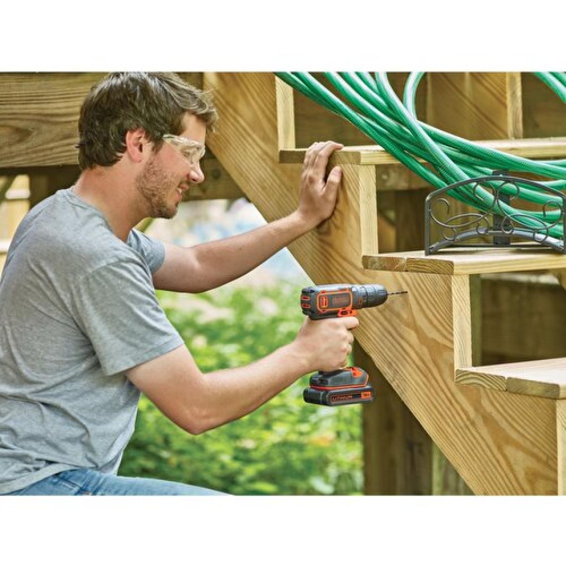 Black+Decker BDCDC18  18V 1.5Ah Li-ion Şarjlı Darbesiz Matkap