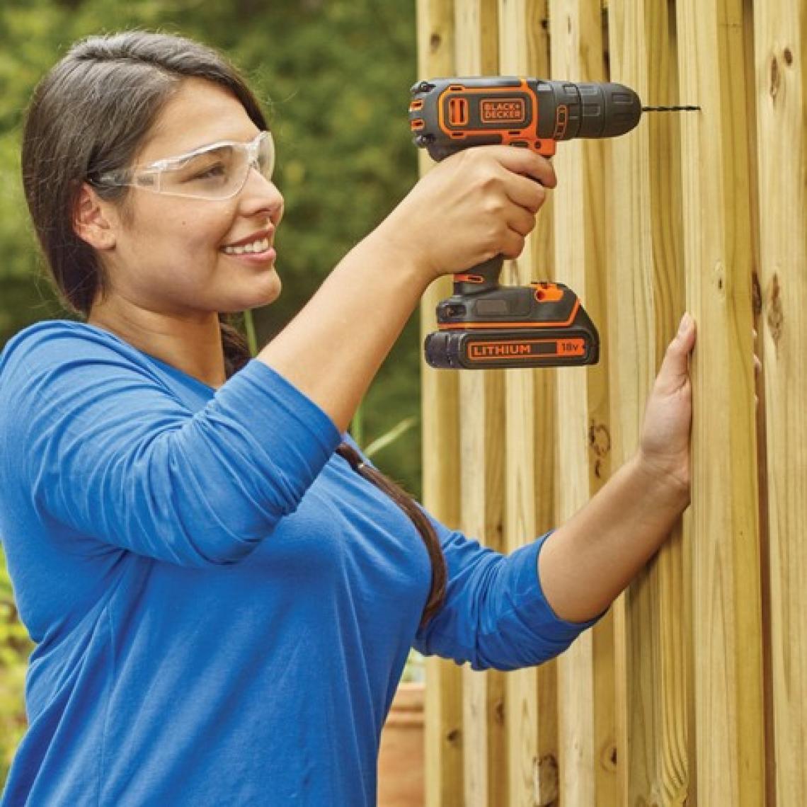 Black+Decker BDCDC18  18V 1.5Ah Li-ion Şarjlı Darbesiz Matkap