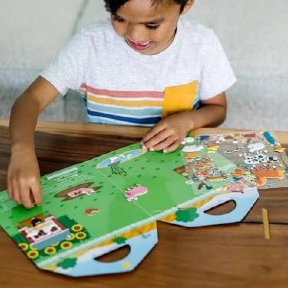Melissa&Doug  Kabartmalı Tak Çıkar Çıkartma Seti Çiftlik MD009408