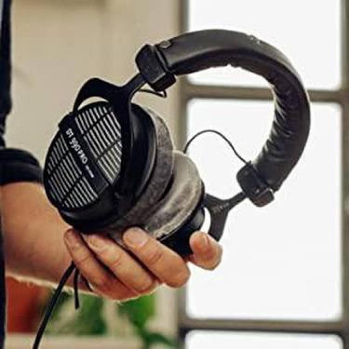 BeyerDynamic DT 990 PRO Stüdyo Kulaklık