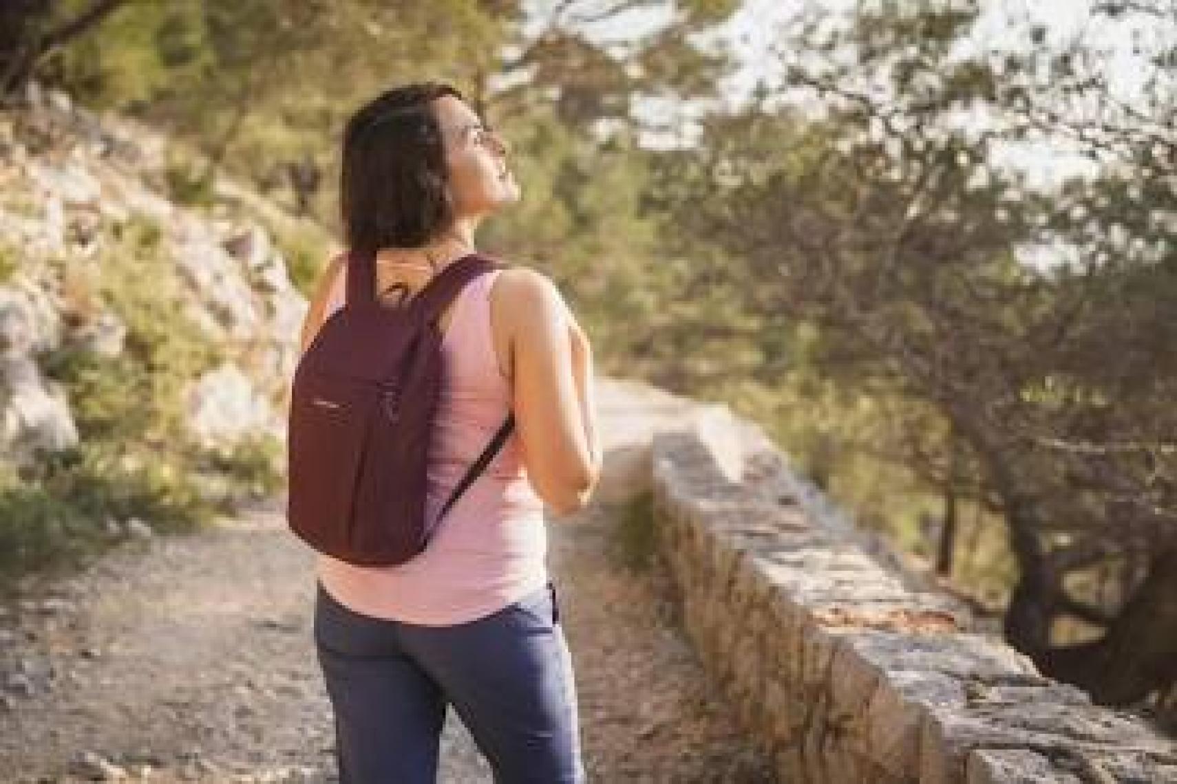Decathlon Quechua Outdoor Sırt Çantası - 10L - Siyah - Nh 100