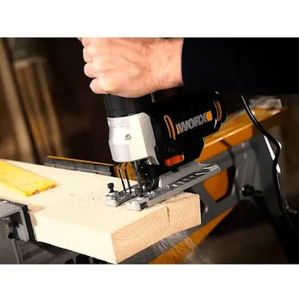 Worx WX479 750WATT Profesyonel Devir Ayarlı Dekupaj Testere