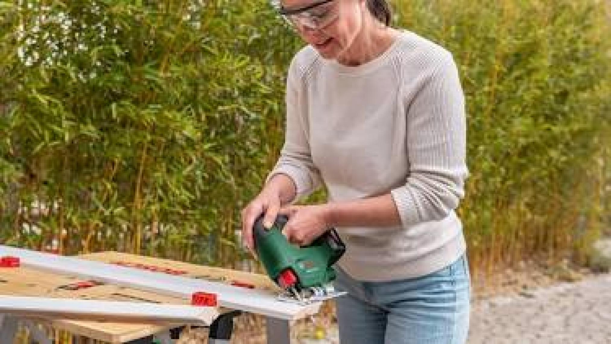 Bosch Easysaw 18V Akülü Dekupaj Testeresi Solo (Akü ve Şarj Cihazı Dahil Değildir)
