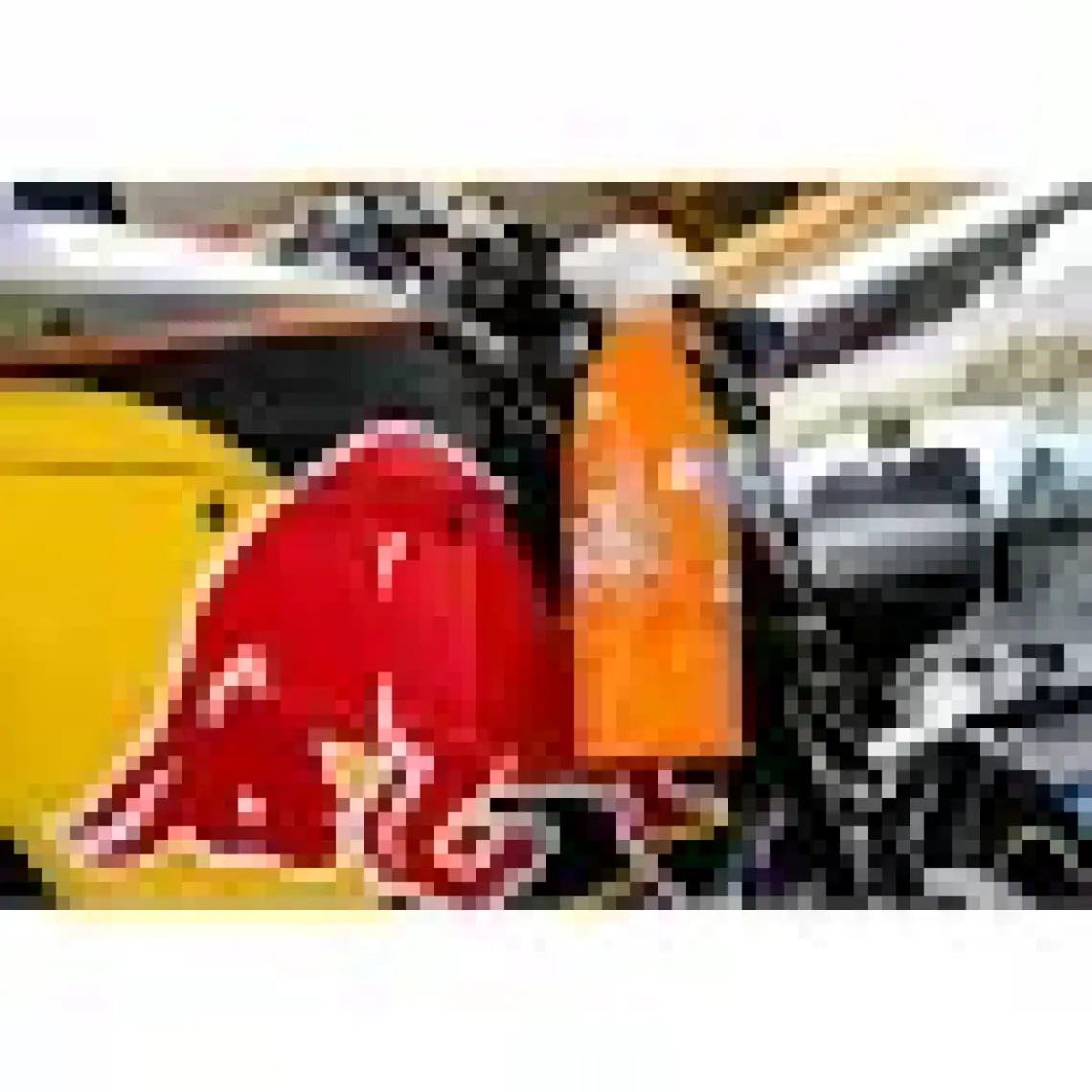 Gyeon Q²m Wetcoat Nano Boya Koruma ve Seramik Sprey Hızlı Cila - 4000 ml -Su Itici Parlak Islak Cila