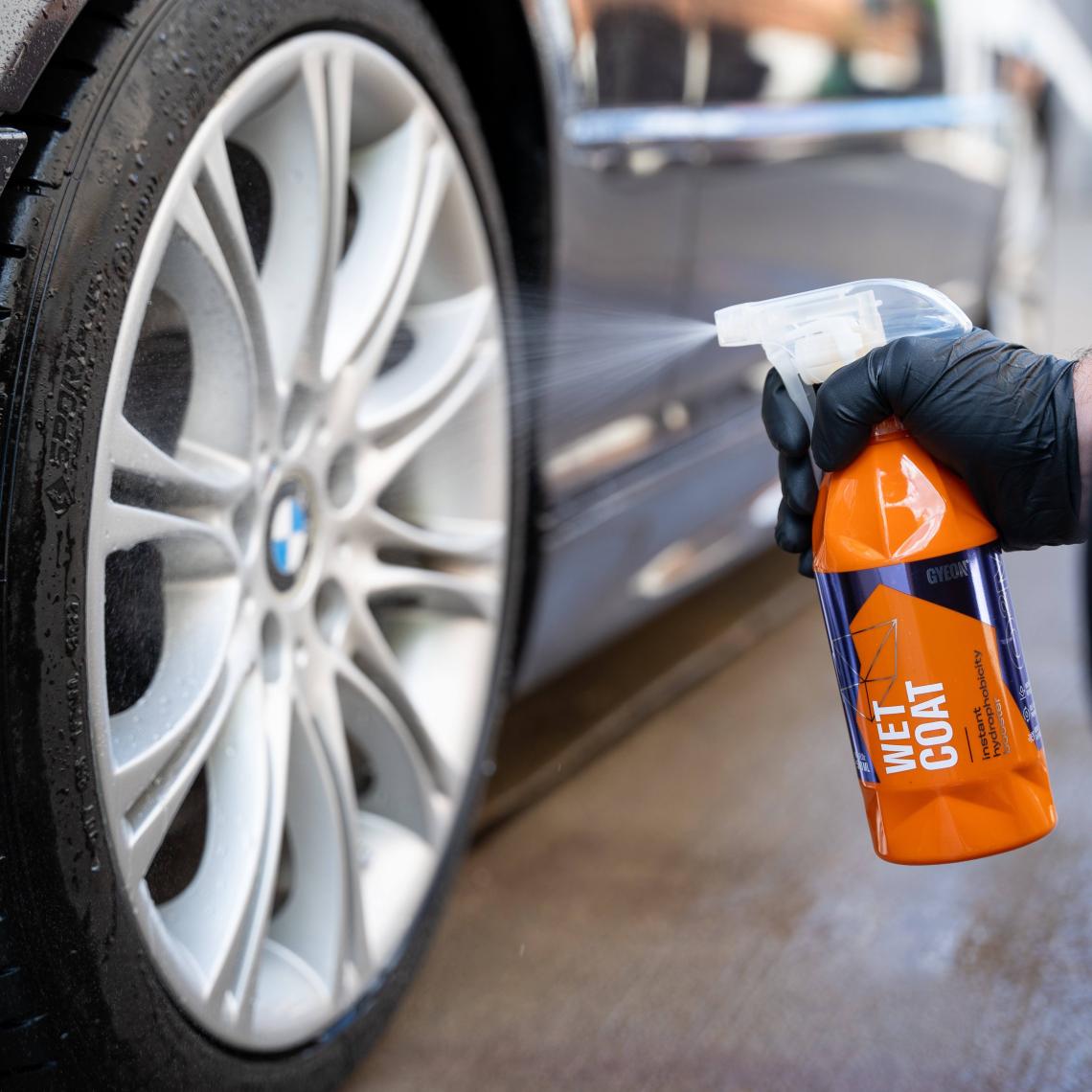 Gyeon Q²m Wetcoat Nano Boya Koruma ve Seramik Sprey Hızlı Cila - 4000 ml -Su Itici Parlak Islak Cila