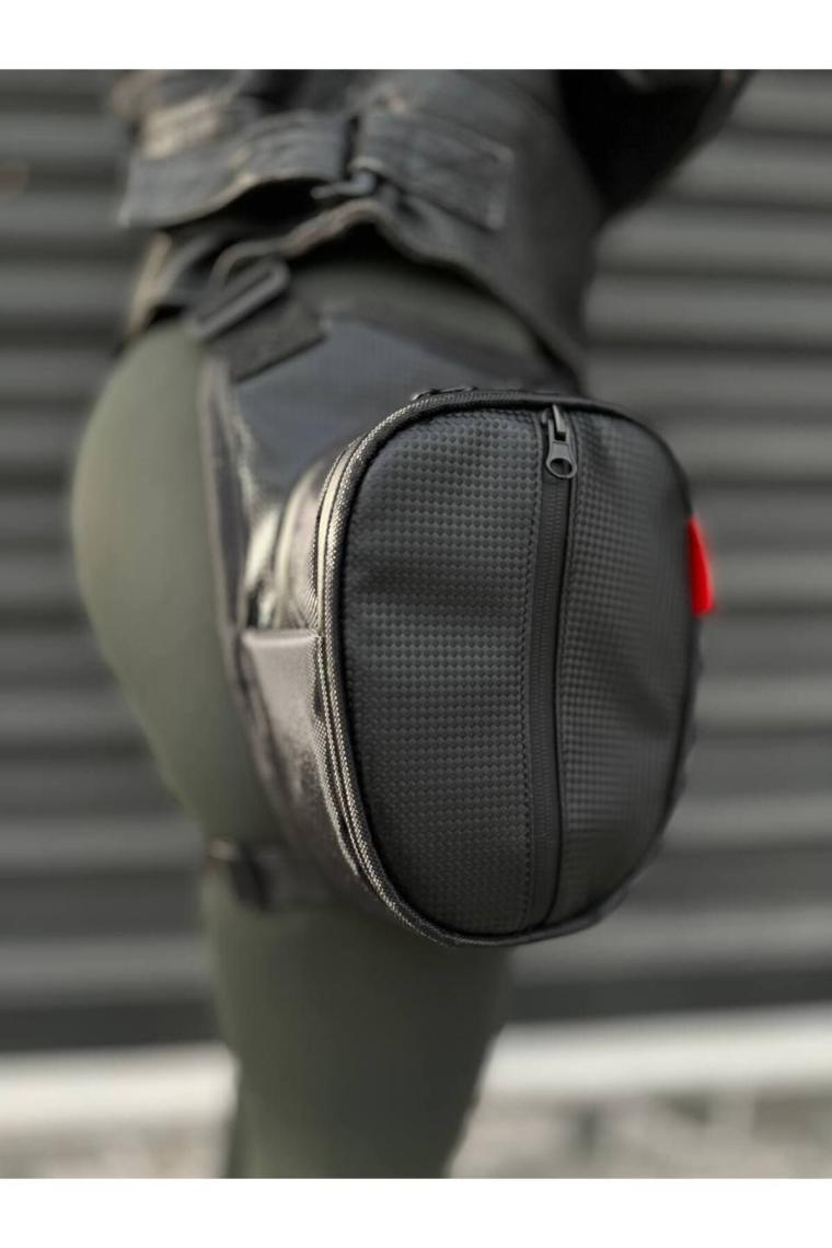 Motobros Karbon Desenli Deri Motosiklet Bacak Çantası 3 Gözlü (Su Geçirmez)