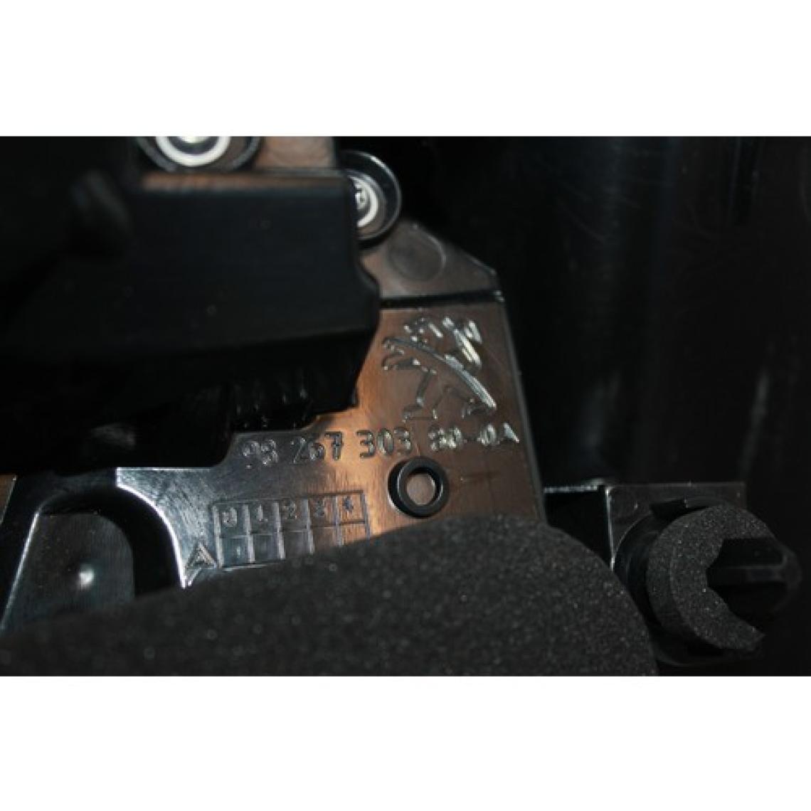 Psa Peugeot 2008 2013-2017 Sağ Arka Stop Lambası - Orijinal Yedek Parça 9826730380 / 9814745980