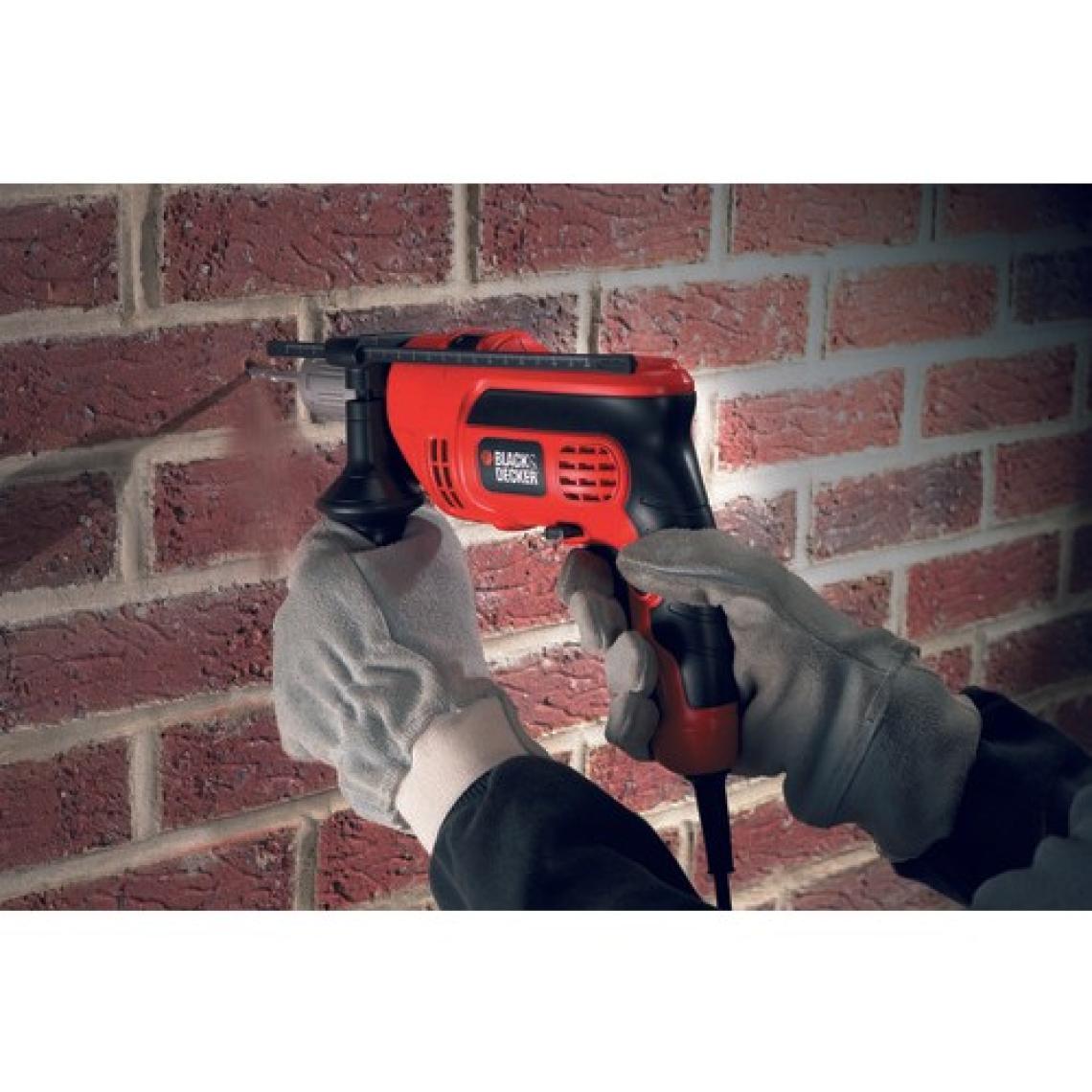 Black & Decker CD714CREW2 710 Watt 13 mm Darbeli Matkap