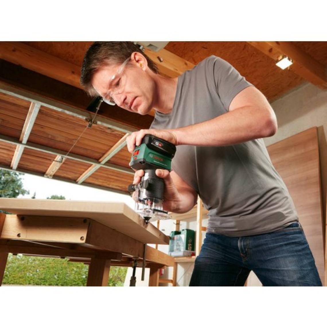 Bosch Advancedtrimrouter 18V-8 Akülü Freze Makinesi