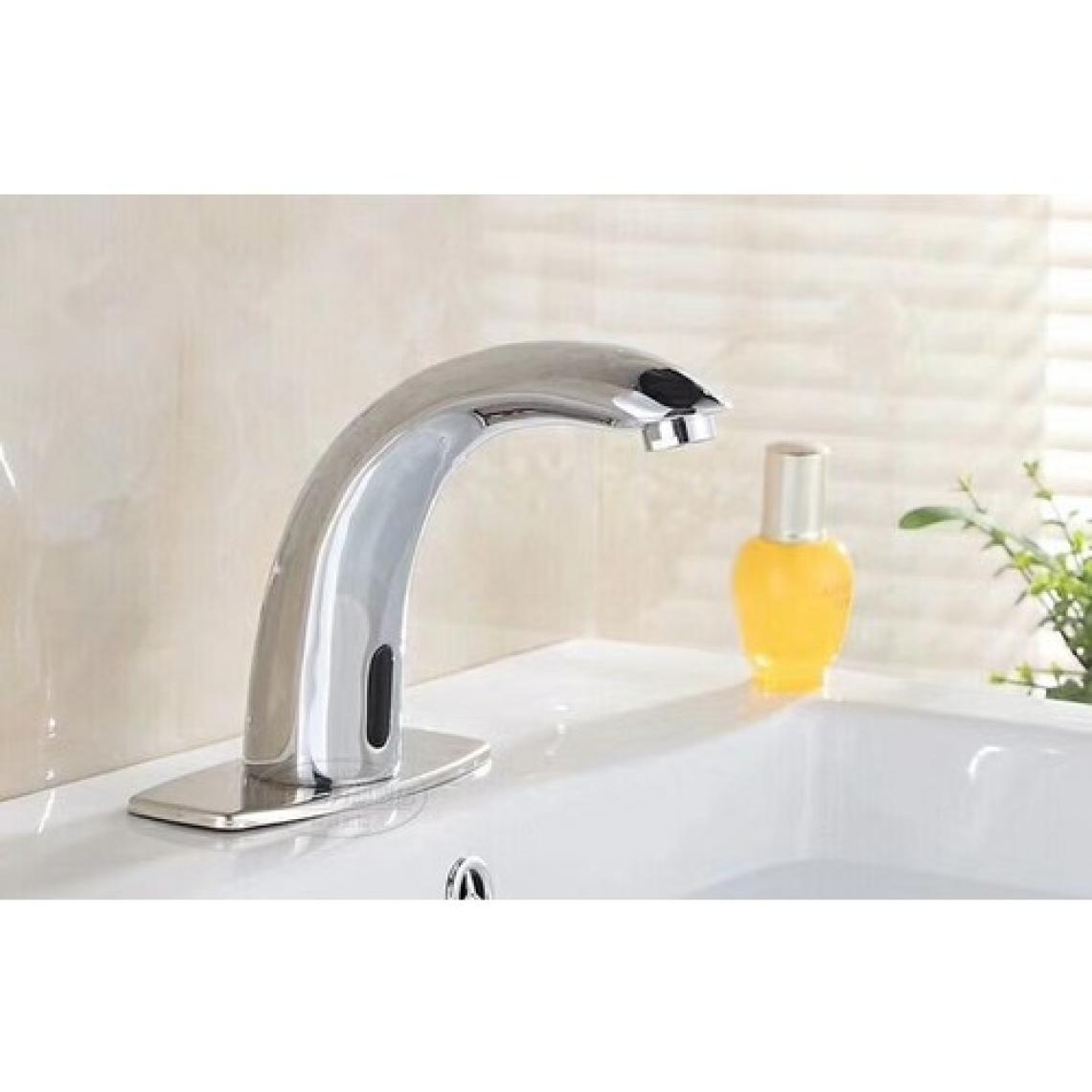 Nsa Automatıc Fotoselli Lavabo Bataryası Tek Su Girişli