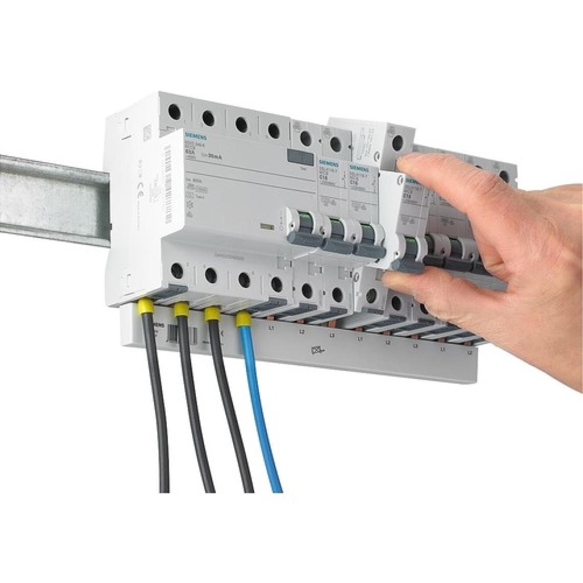 Siemens 5Sl6110-6Ya 1 Fazlı  10 Amper  B Tipi (Çabuk Karakterli) 6Ka Otomatik Sigorta