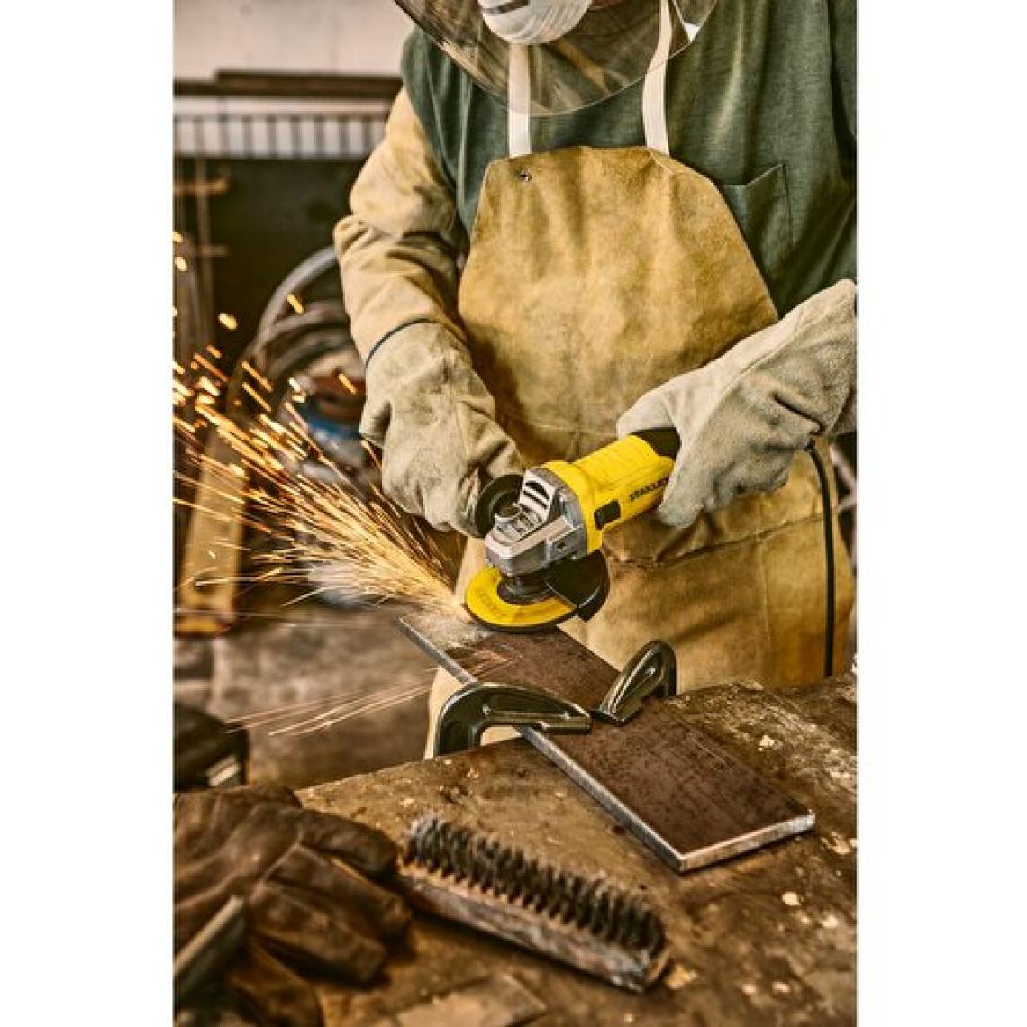 Stanley STGS9115-TR 900W 115mm Profesyonel Avuç Taşlama