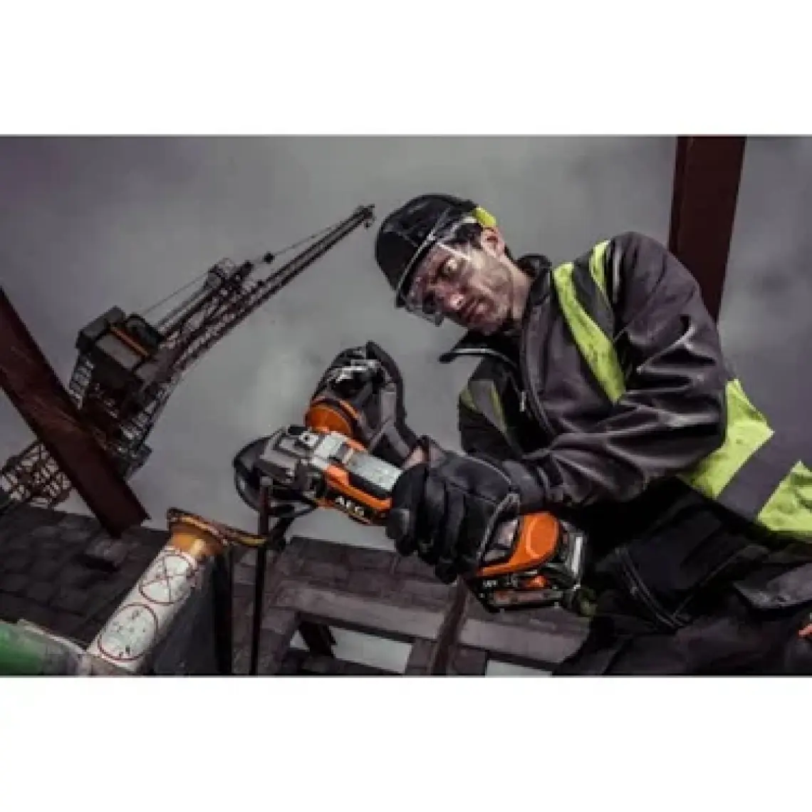 Aeg BEWS 18-125BLPX-602CAkülü Kömürsüz Motor Taşlama (Lithium ion 18 V;6,0 Ah)