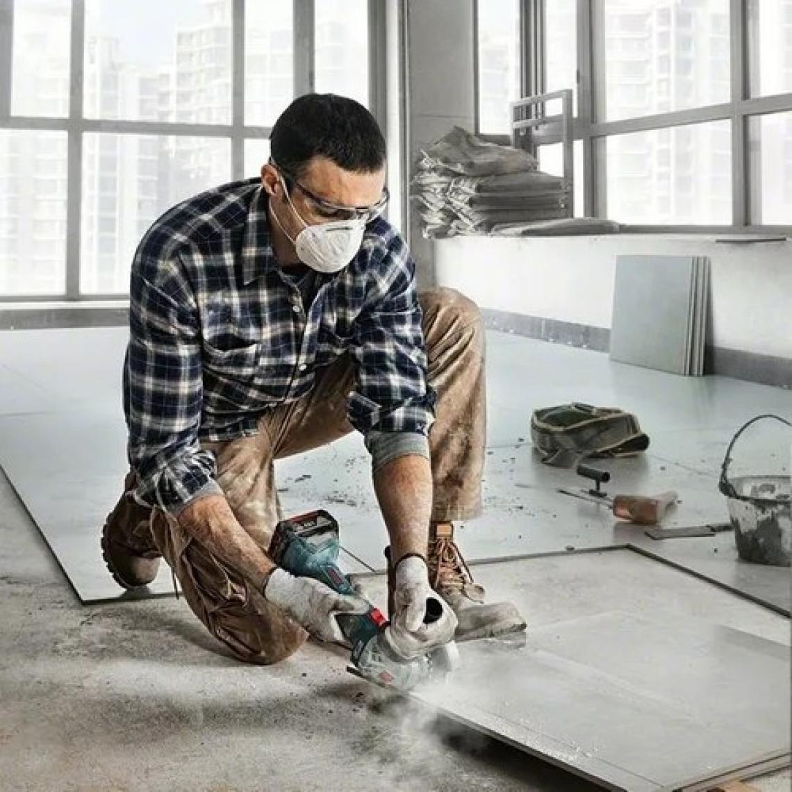 Bosch GWS 180-LI Tek Akülü Taşlama Makinesi