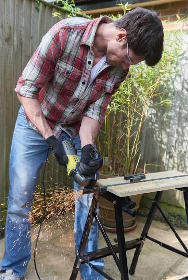 Ryobi RAG600 115  mm Avuç Taşlama