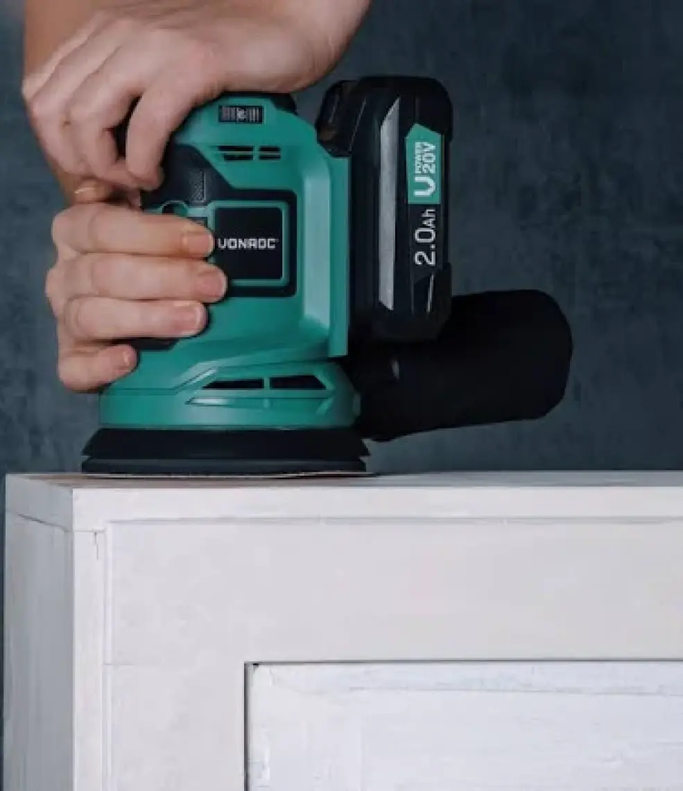 Vonroc Eksantrik Zımpara – Vpower 20V - Dahil. 2.0AH Akü ve Şarj Cihazı - Ø125MM - Toz Torbası ve 12 Adet Zımpara Kağıdı ile