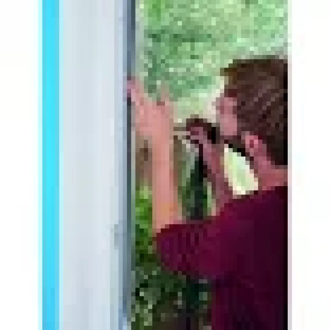 Tesa Sineklik Standart Çırt Bantlı Siyah Cam İçin