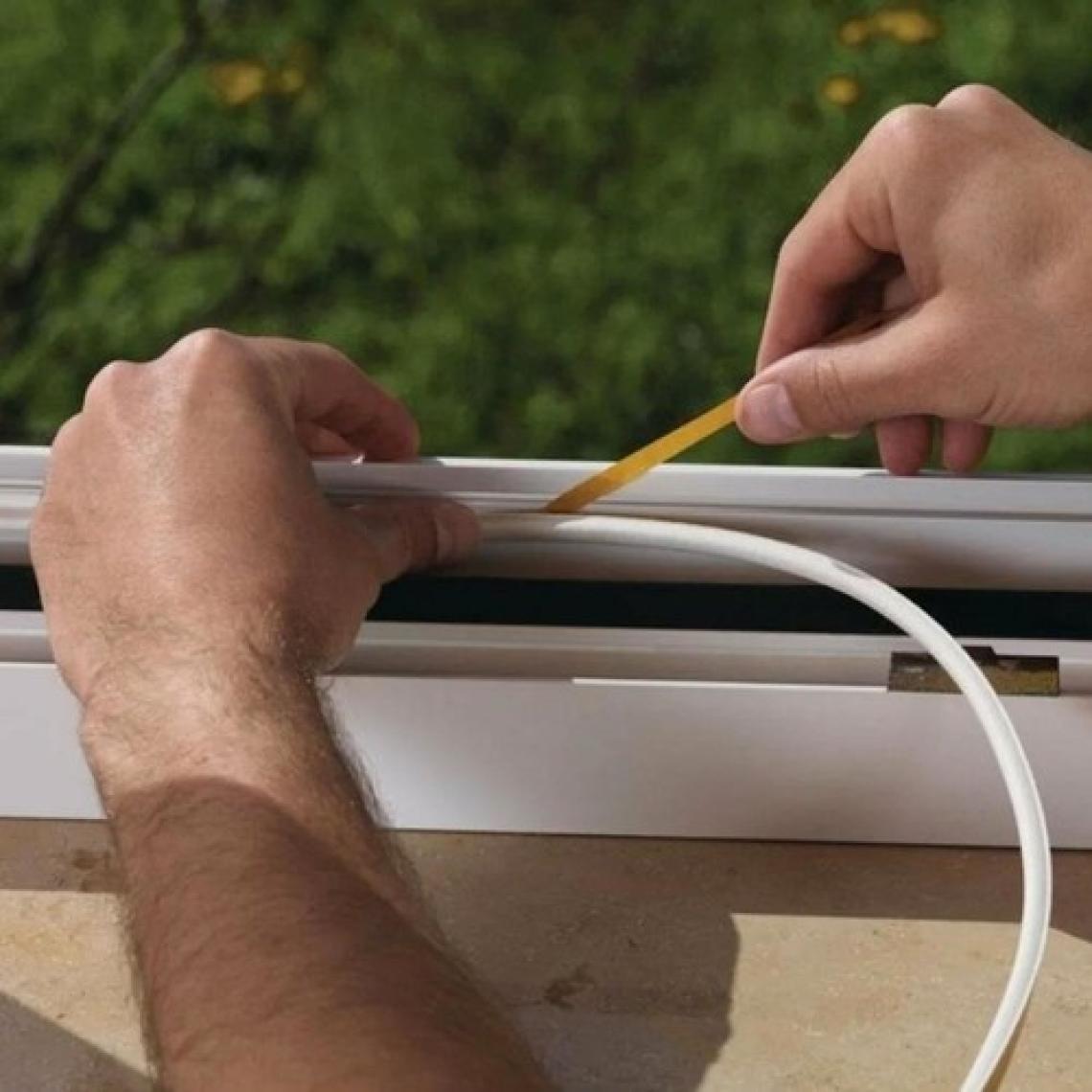 Badem10 Kapı Pencere Bandı Fitili Yapışkanlı Soğuk Izolasyon Bant 1x2=2 Metre (Beyaz)