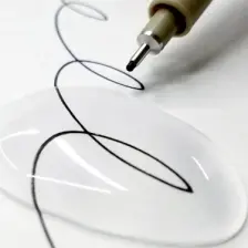 Sakura Pigma Micron Fineliners 6 Set + 1 Brush Pen