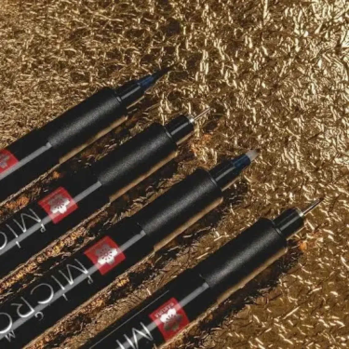 Sakura Pigma Black & Gold Edition Set 12'li