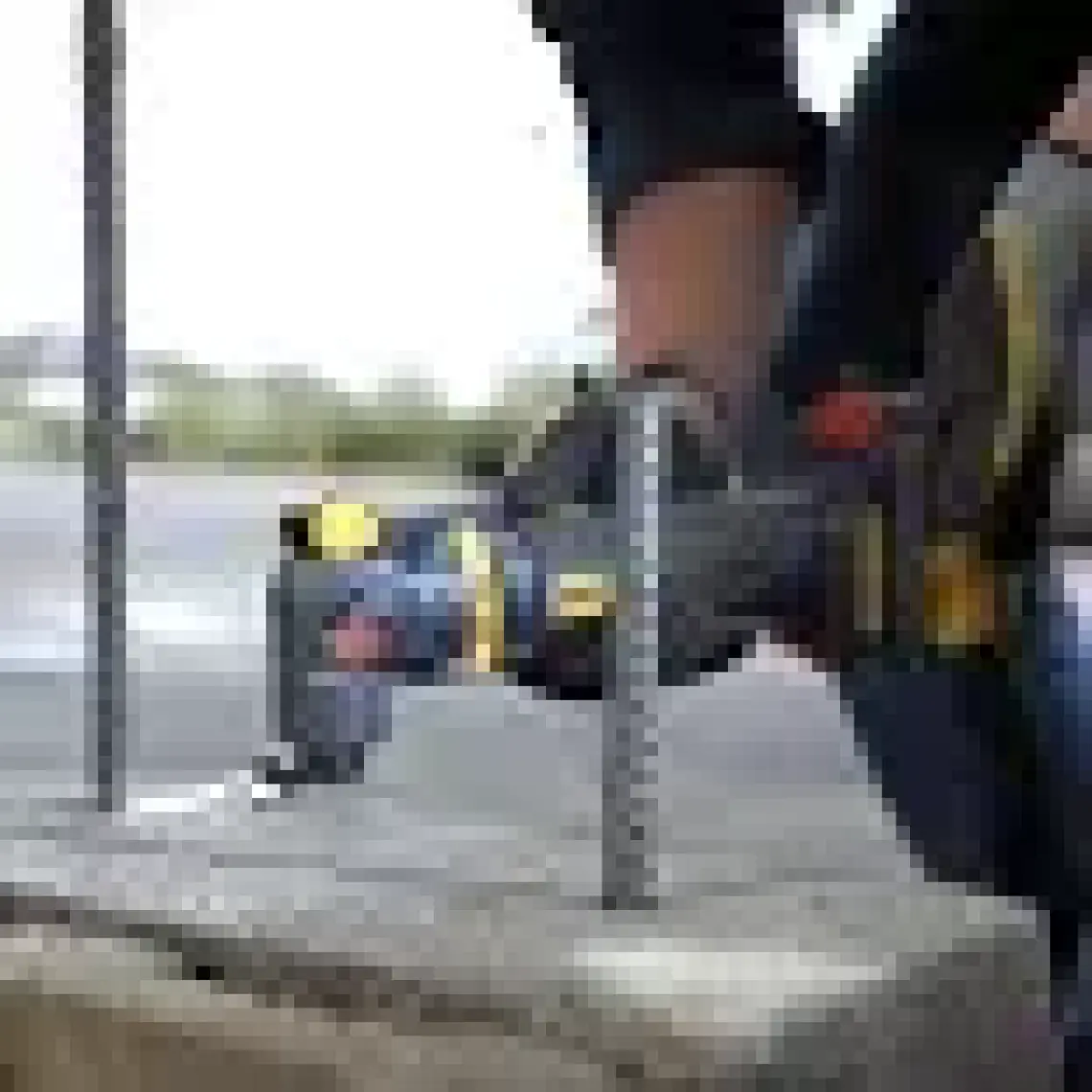 Cat DX41 18 Volt / 4.0 Ah Li-Ion Tek Akülü Kömürsüz Profesyonel Çok Amaçlı Devir Ayarlı Raspalama+14 Adet Aksesuar