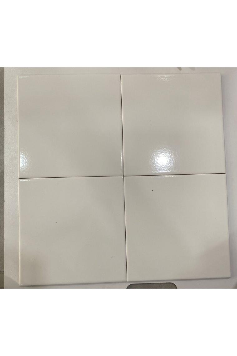 Armada Çini 20x20 Cm Ac 26 Beyaz Renk Çini Seramik Karo