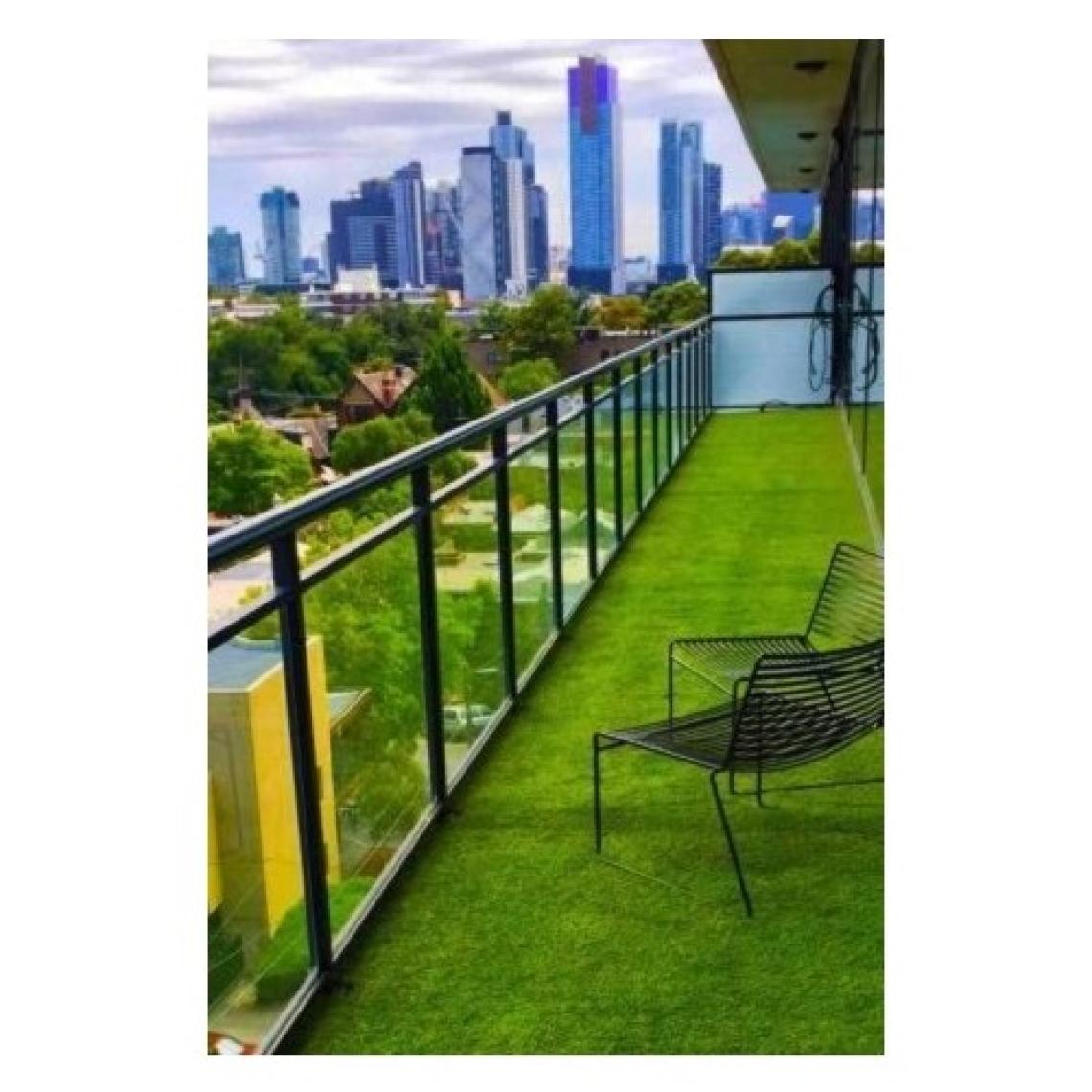 Akseren Suni Çim Halı Yapay Çim Halı Yeşil 20MM En 4 Metre
