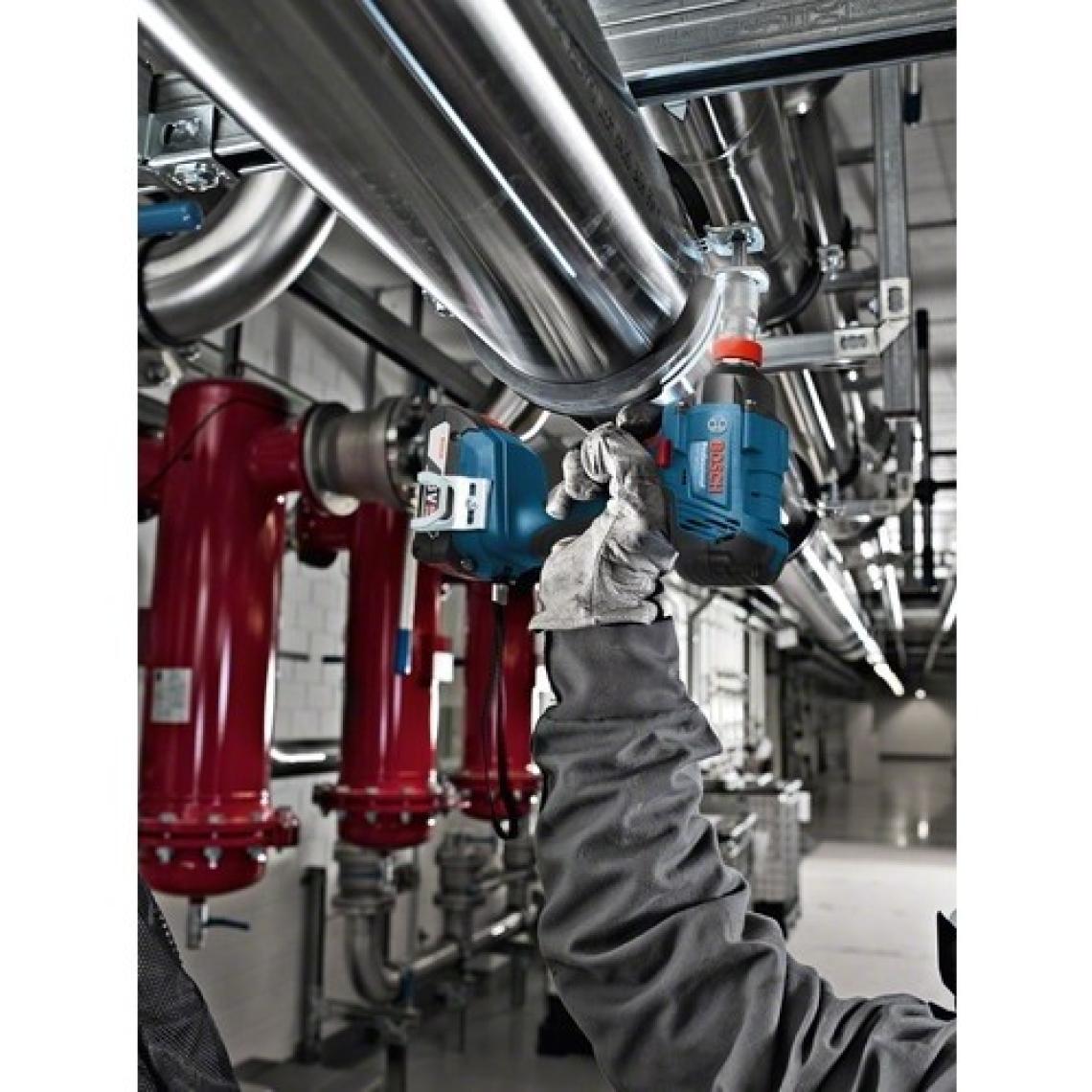 Bosch GDX 180-LI Akülü Somun Sıkma Makinesi (SOLO)