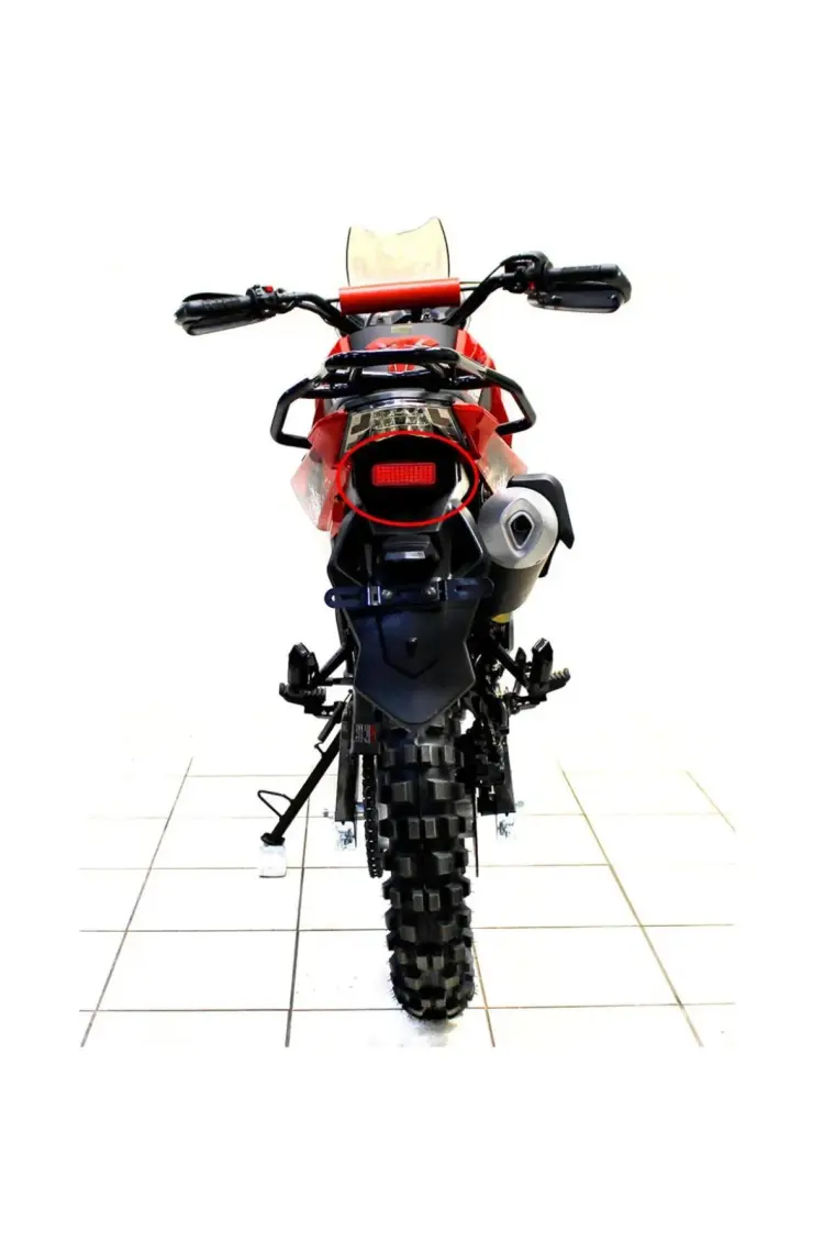 Knmaster STOP-430 Evrensel Dikdörtgen Kırmızı Ledli Motosiklet Kedigözü