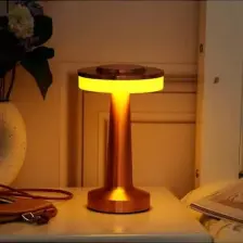 Hymark Retro Şarjlı Dekoratif Dokunmatik Metal Masa Lambası 3 Renk Mod Dim Edilebilir