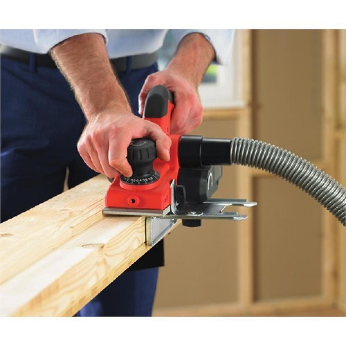 Black&Decker KW750K-QS 750W Planya