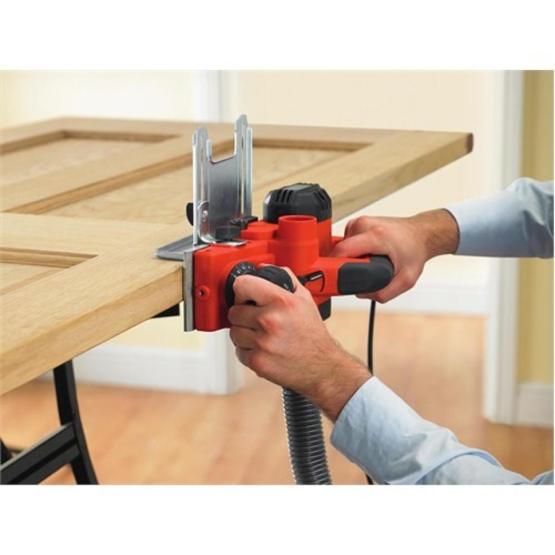 Black&Decker KW750K-QS 750W Planya