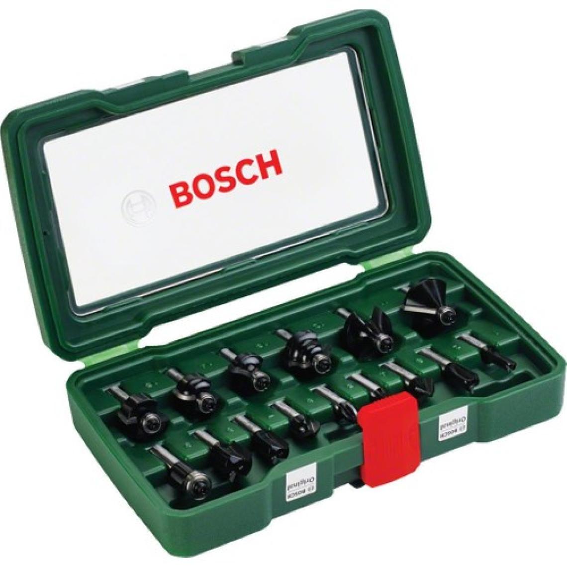 Bosch Dıy 15 Parça 8 mm Şaftlı Freze Seti