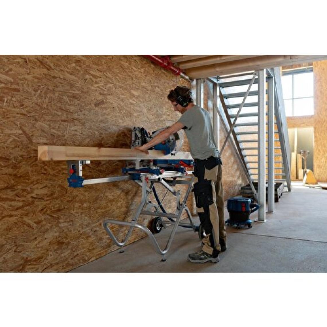 Bosch Professional GCM 18V-305 GDC Solo Gönye Kesme Makinesi