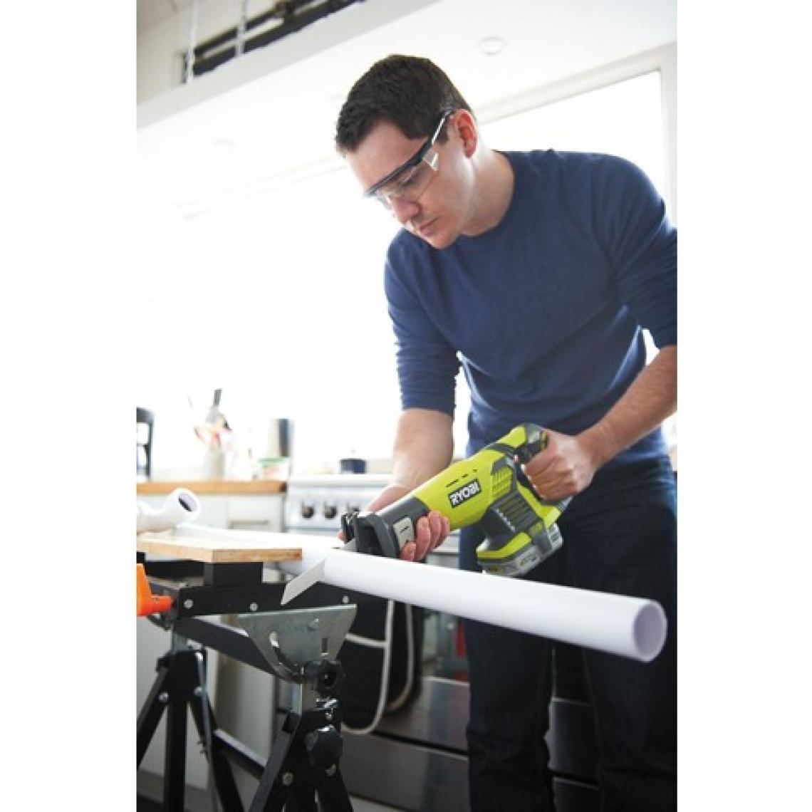 Ryobi RRS1801M 18 V 2 Ah Akülü Tilki Kuyruğu