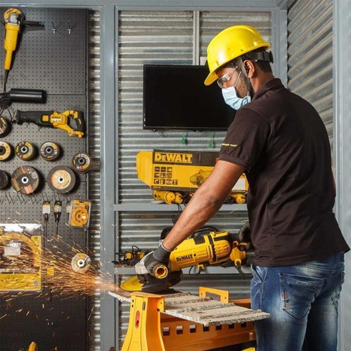 Dewalt DWE4579-QS Büyük Taşlama 2600W 230Mm