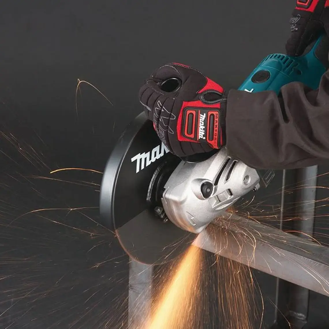 Makita GA9020 2200 Watt 230 mm Büyük Taşlama