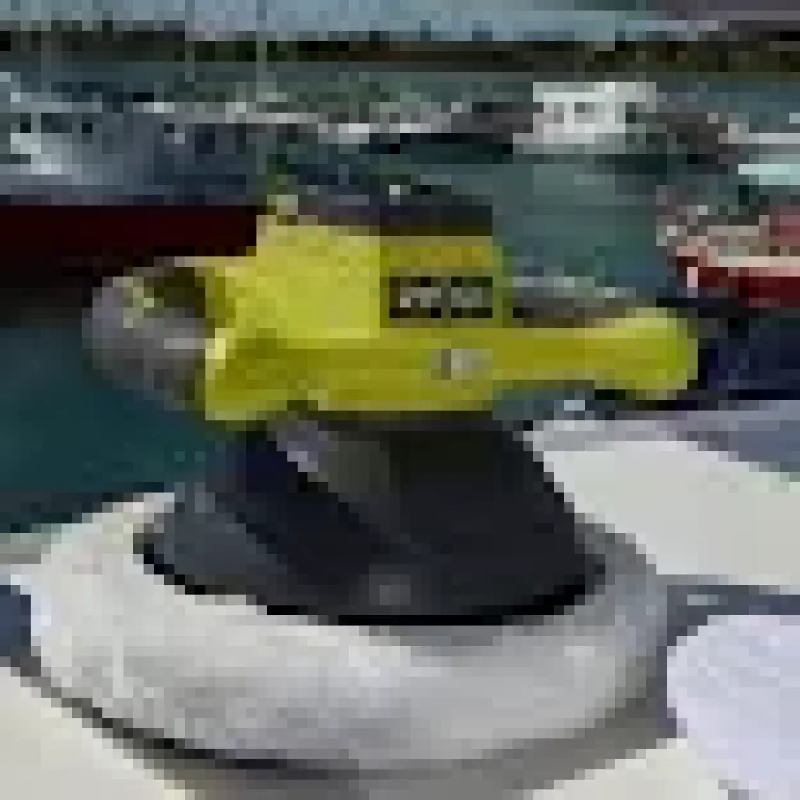 Ryobi R18B0 254 mm Polisaj Makinesi18 V)