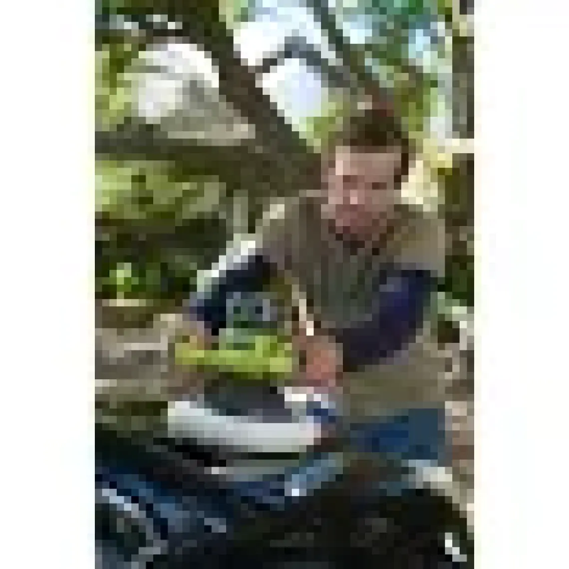 Ryobi R18B0 254 mm Polisaj Makinesi18 V)