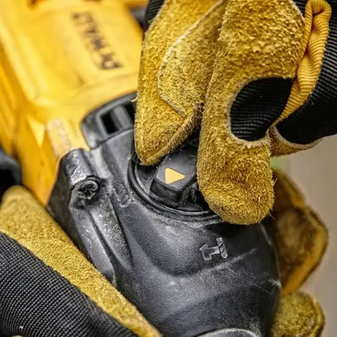 Dewalt D25133K-QS 800W 2.6j Profesyonel Sds Plus Kırıcı Delici