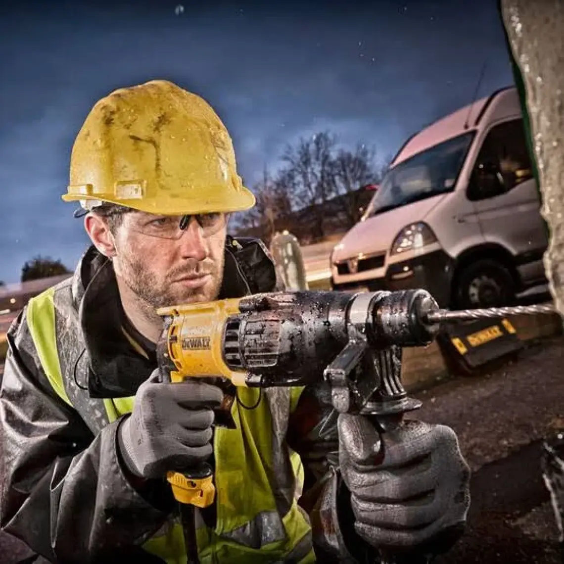 Dewalt D25133K-QS 800W 2.6j Profesyonel Sds Plus Kırıcı Delici