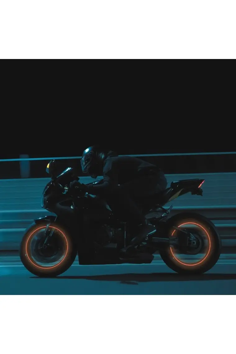 Boss Tape Araç Otomobil Motosiklet Parlayan Reflektörlü Turuncu Neon Jant Bandı Sertifikalı En:7mm Boy:7mt