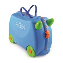 Trunki Terrance Binilen Ve Sürülen Çocuk Bavulu