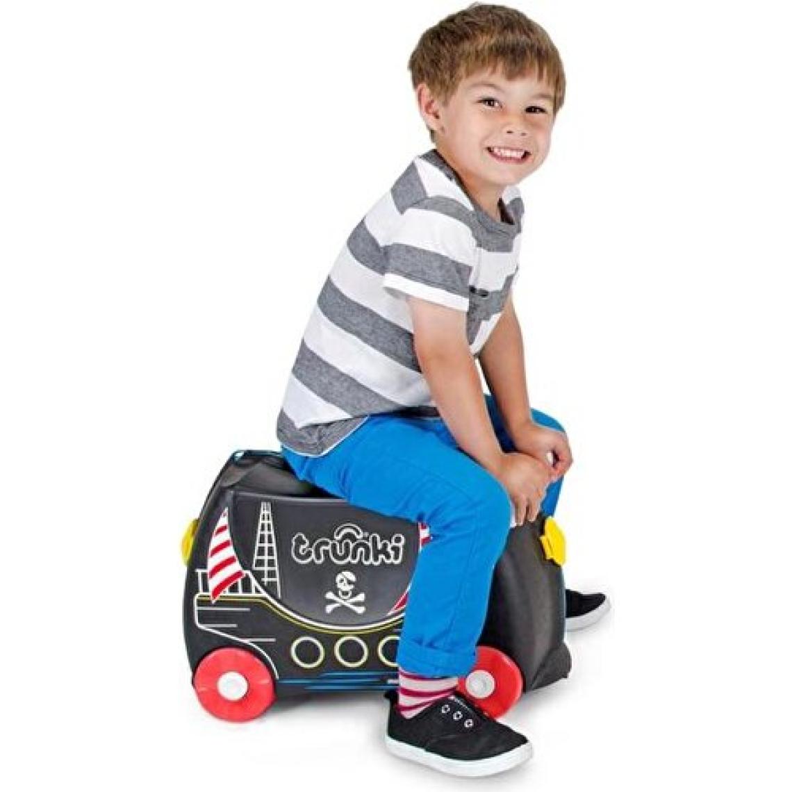 Trunki Korsan Pedro Binilen ve Sürülen Çocuk Bavulu