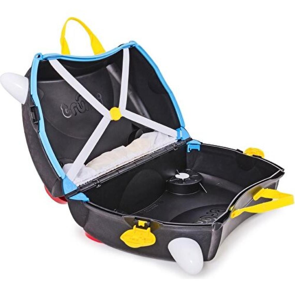 Trunki Korsan Pedro Binilen ve Sürülen Çocuk Bavulu