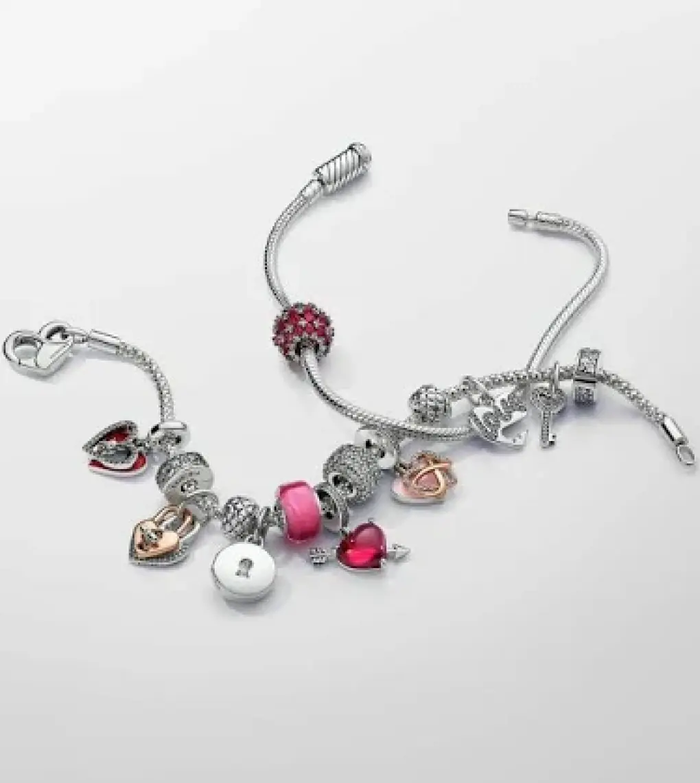Pandora 788878C01-IŞILTILI Sonsuz Sevgi Sallantılı Charm