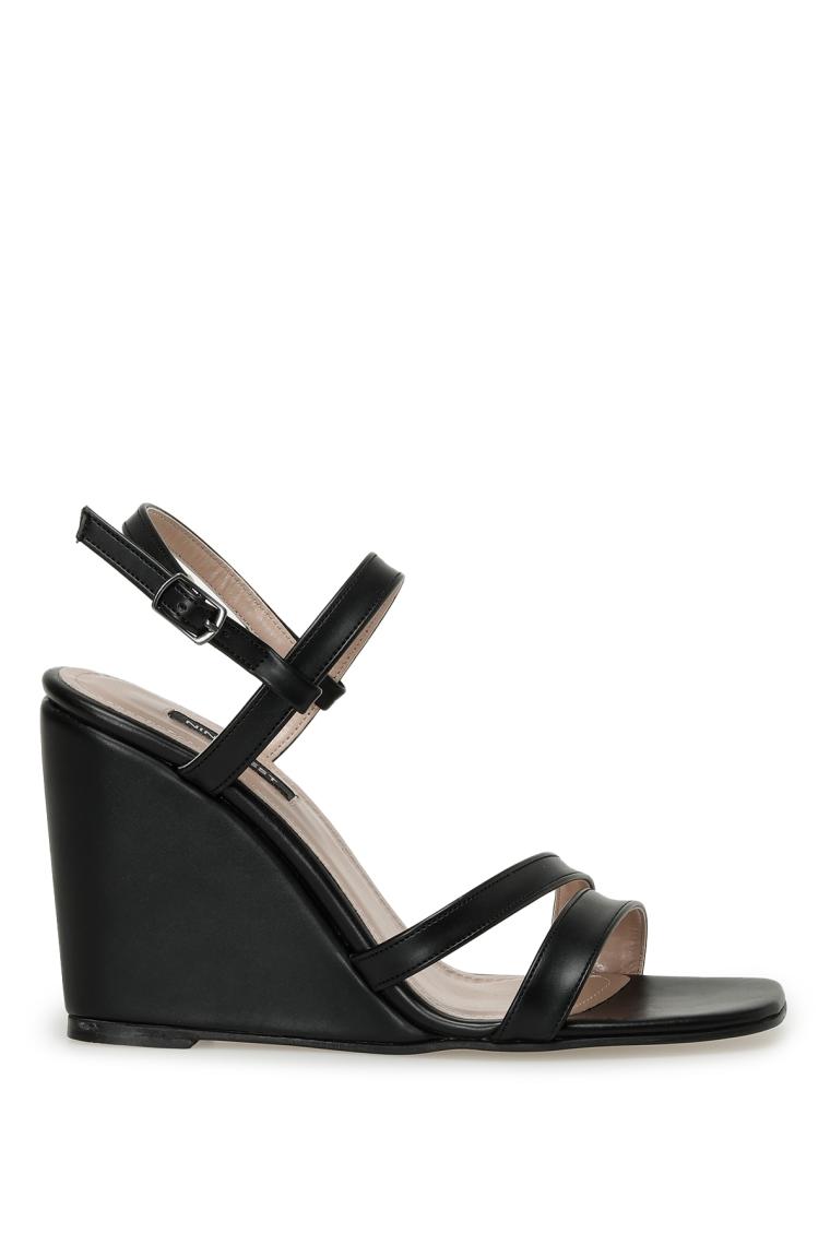 Nine West Corla 4fx Siyah Kadın Dolgu Topuk Sandalet